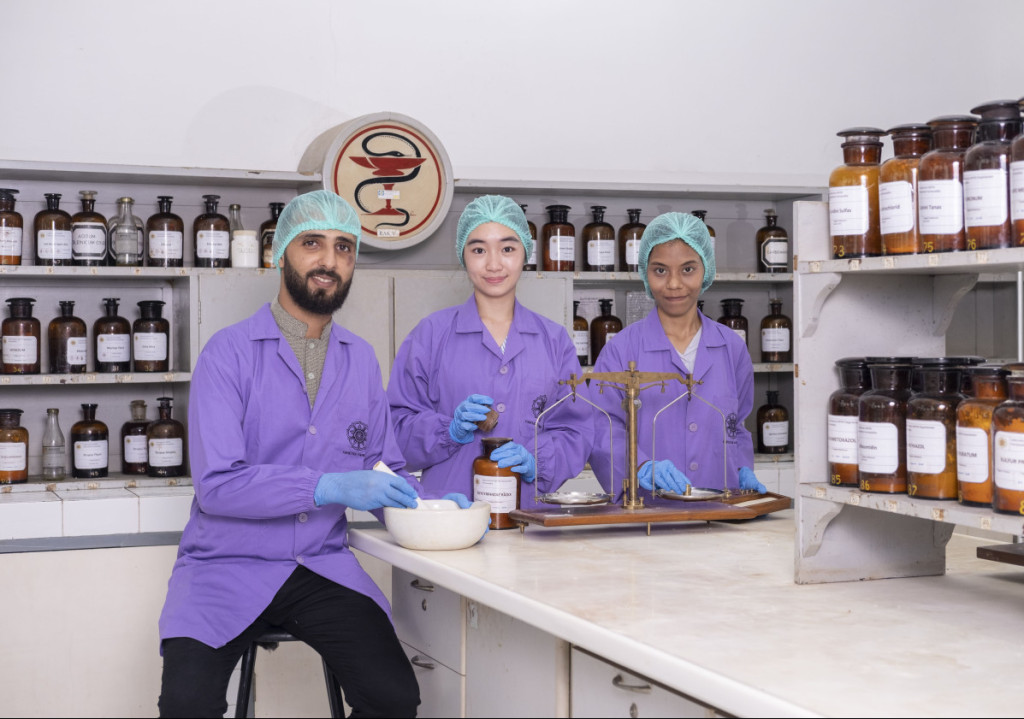 Only 5% of Indonesian universities are research-oriented. Experts urge stronger community engagement to ensure higher education delivers real impact.