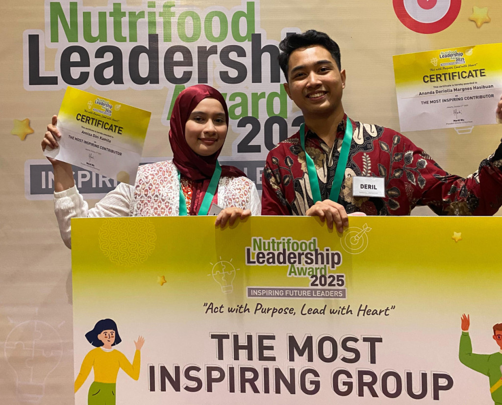 UGM students win the Nutrifood Leadership Award 2025 after excelling in leadership training and a national health-focused social project.