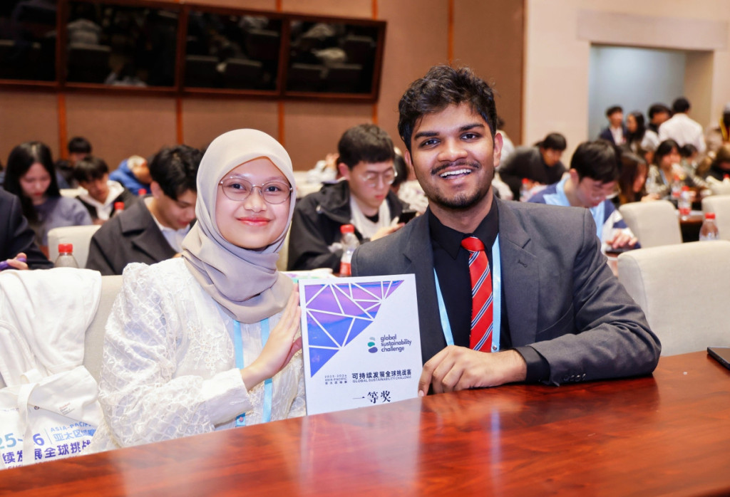 UGM students secured First Prize at the Global Sustainability Challenge Regional Final in China with an AI-based disaster management platform.