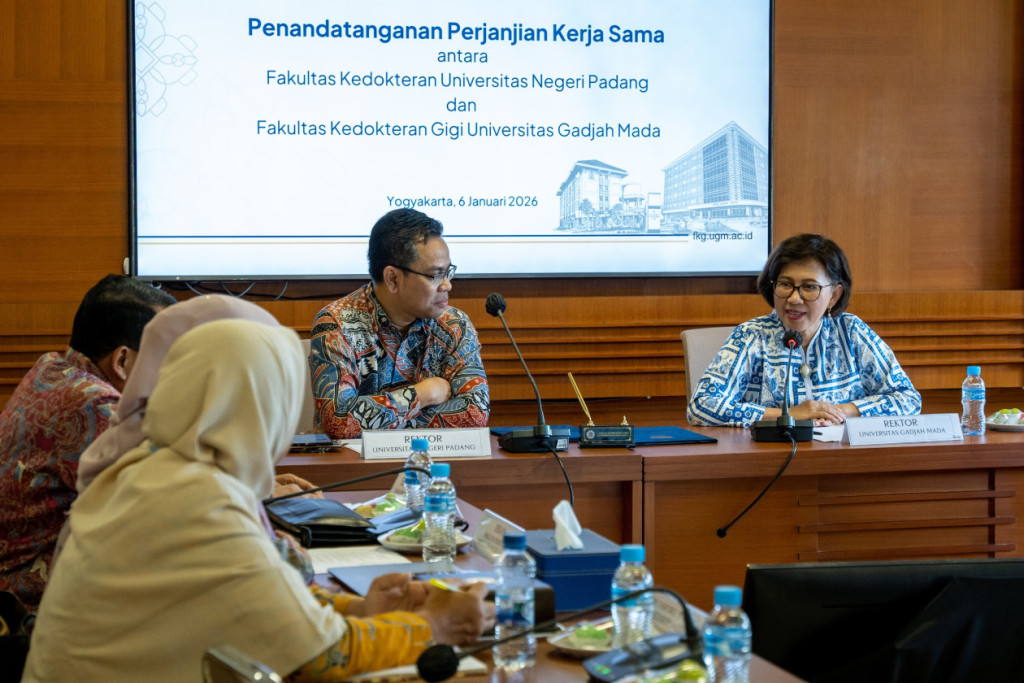 UGM commits to mentoring Universitas Negeri Padang in establishing a Dentistry Study Program to strengthen dental health education in Indonesia.