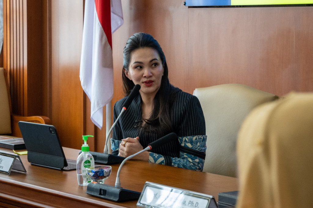 UGM and the North Maluku Provincial Government formalize cooperation to strengthen human resources through education, research, and community service.