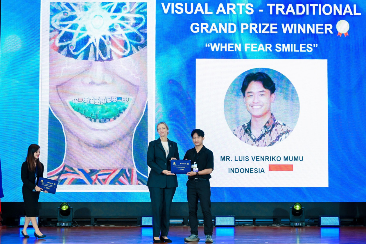 UGM Nuclear Engineering student wins an international Grand Prize at the Youth Multimedia Arts Competition in Bangkok, promoting a nuclear-free world.