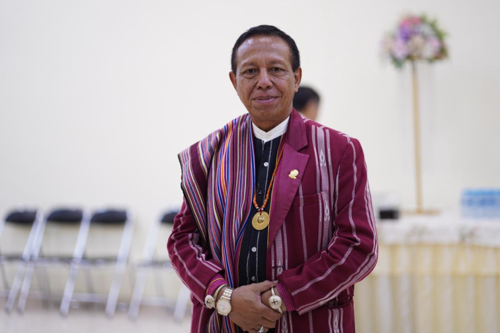 An inspiring story of Manuel Vong, UGM alumnus from Timor-Leste, whose journey led him to serve as minister, rector, and education advocate.