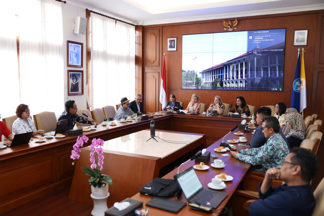 UGM and the University of Technology Sydney strengthen cross-border education and research ties through expanded doctoral and STEM collaboration.