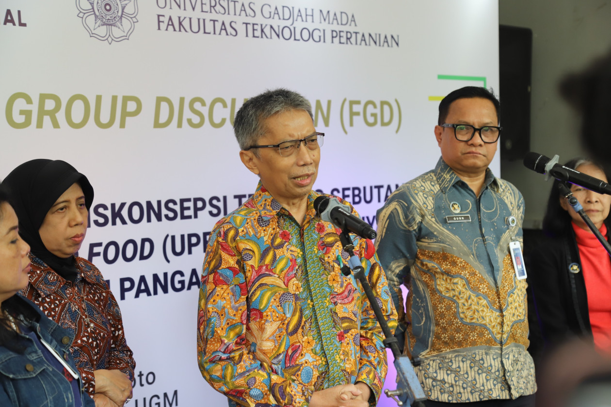 Academic forum on processed food terminology and nutrition policy at UGM