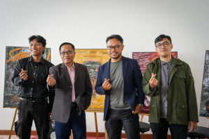 UGM Vocational College team promoting Setan Alas! ahead of its nationwide release.