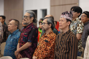 Open Senate Meeting celebrating the 80th anniversary of UGM Faculty of Cultural Sciences at Poerbatjaraka Auditorium.