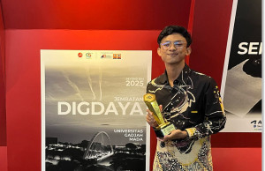 UGM student Alfath achieves academic excellence through determination, highlighting the success of vocational school graduates in higher education.