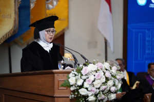 Three newly inaugurated UGM dentistry professors at the Senate Hall