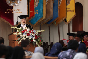 Professor Mutiah Amini delivers her inaugural speech at Universitas Gadjah Mada on Kartini Day.
