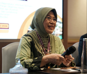 Seminar on maternal and child health at Royal Ambarrukmo Yogyakarta.
