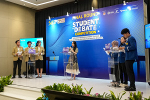 Members of the UGM debate team at the IPA Convex 2026 Student Debate Competition in Tangerang.