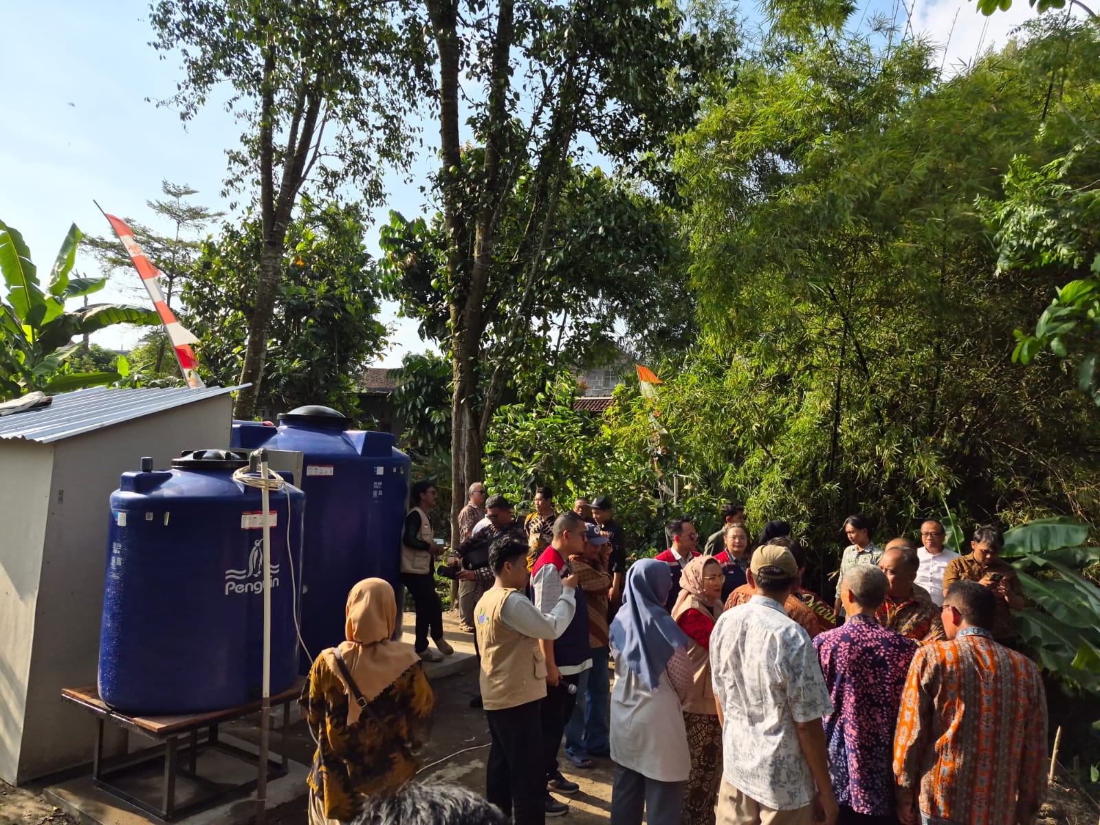 Memanen Hujan dan Mengelola Sumber Mata Air