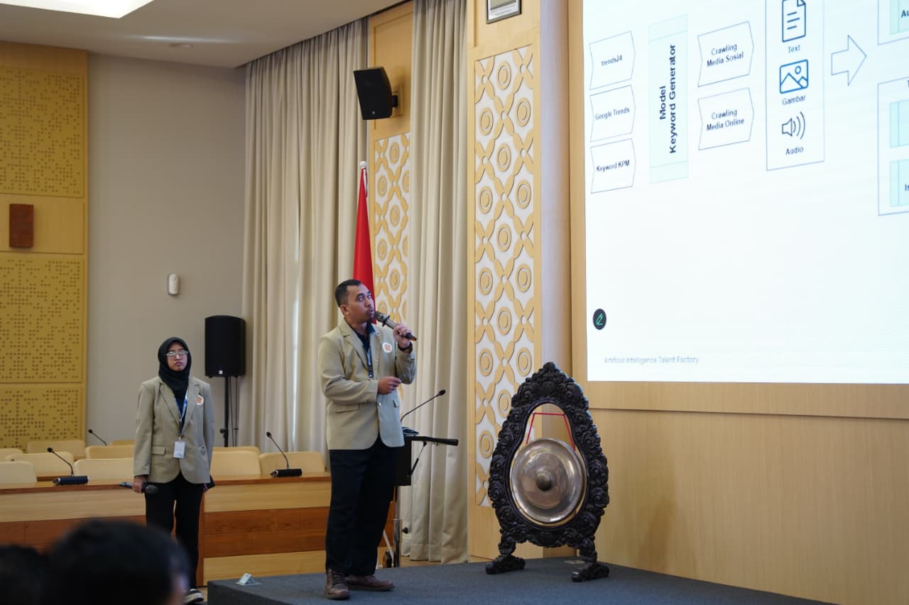 Mahasiswa UGM Ciptakan Aplikasi Cerdas Berbasis AI untuk Pantau Isu Publik dan Deteksi Konten Viral Secara Real-Time