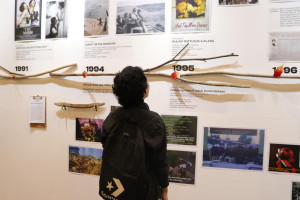 Guests attend the opening of the ARCHIVEPELAGO exhibition at Bulaksumur Gallery, GIK UGM.