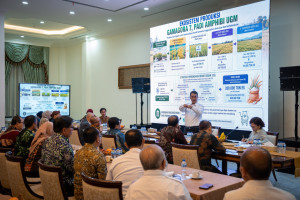 Meeting between Indonesia's Agriculture Ministry and UGM on collaboration in agricultural research and innovation.