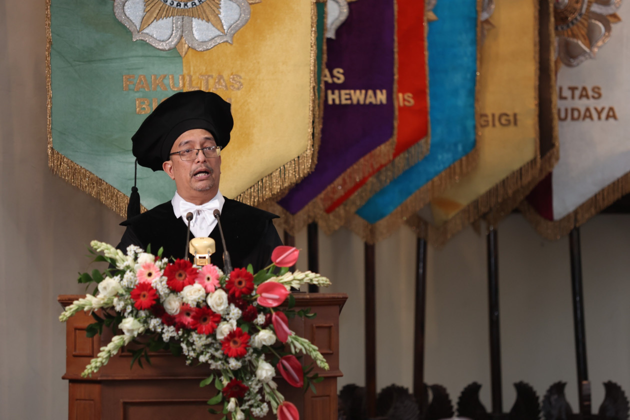 Prof Hendry Saragih Dikukuhkan jadi Guru Besar UGM 