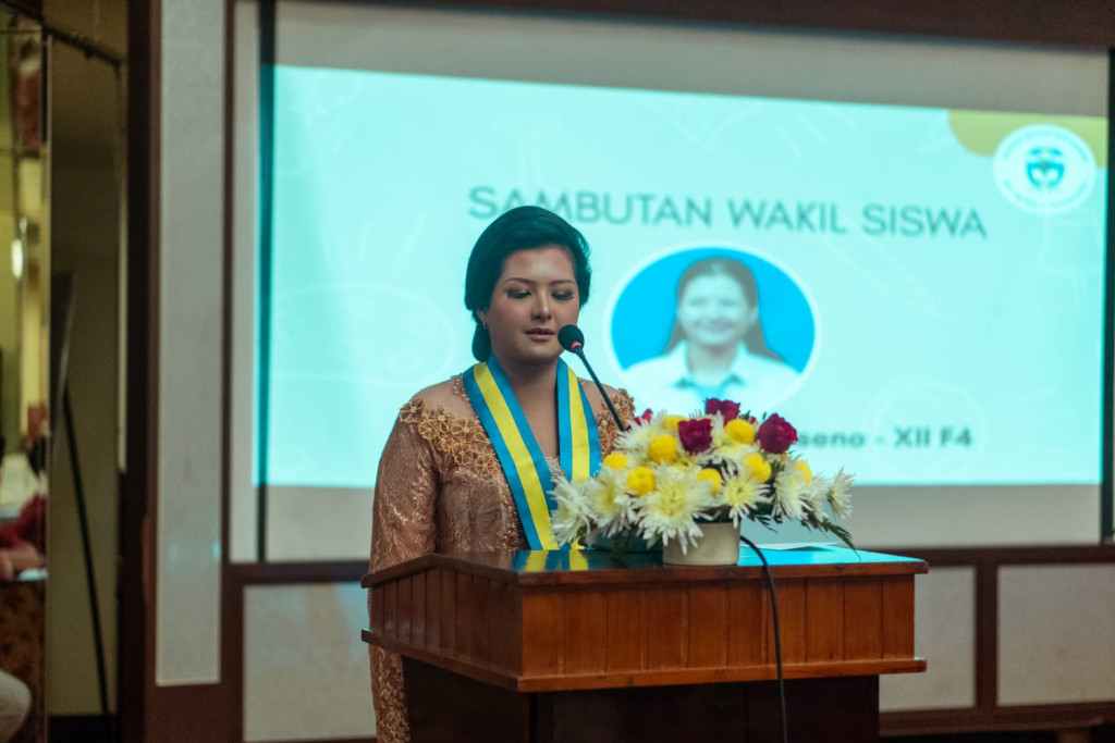 Kisah Angel, Penyandang Tunanetra Lolos Diterima Kuliah di UGM