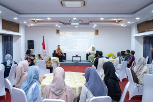 Dr. Wiryanta discusses the importance of practical tax education and collaboration between universities and practitioners.