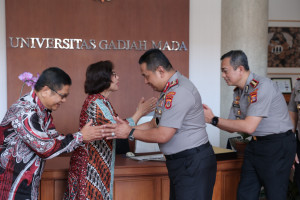 UGM and Yogyakarta Regional Police representatives meet to discuss campus safety, traffic management, and public services.